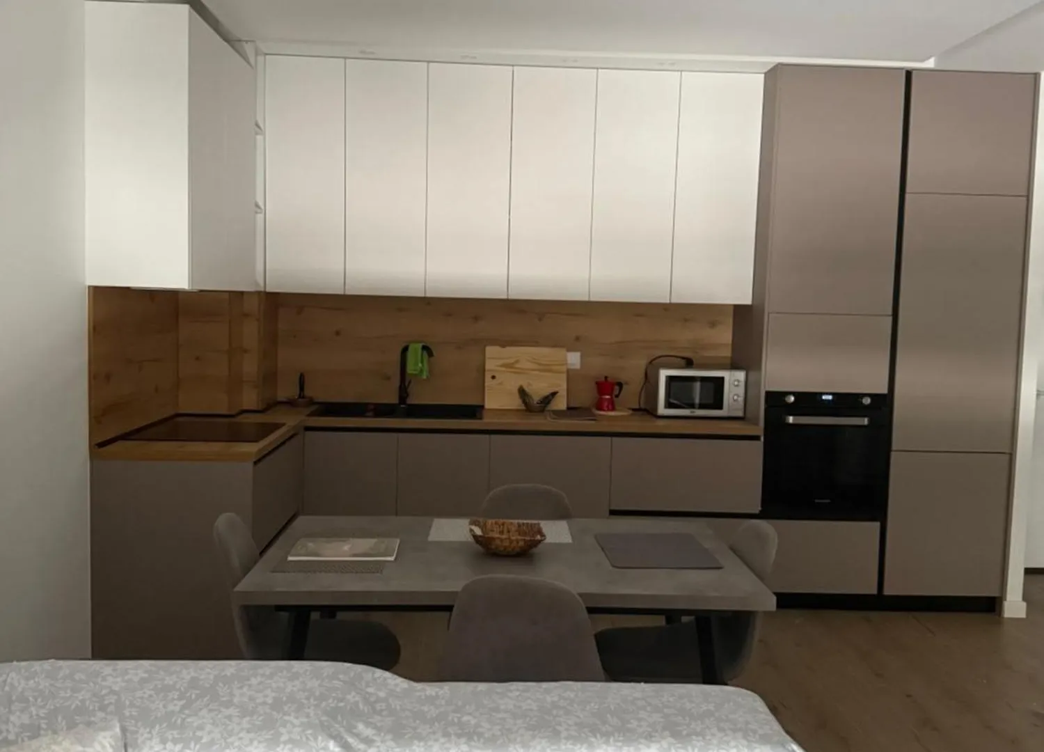 Henri Apartament Lungomare Vlorë Appartement